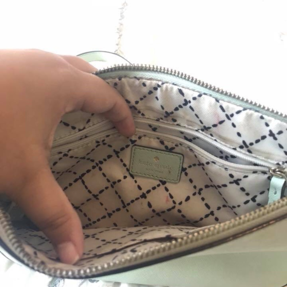 kate spade crossbody - Picture 2 of 2